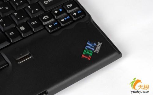 创轻薄巅峰ThinkPadX61s评测外观篇(2)