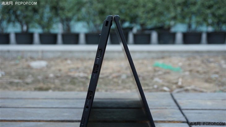 槽点满满的变形本 ThinkPad X1 Yoga评测 