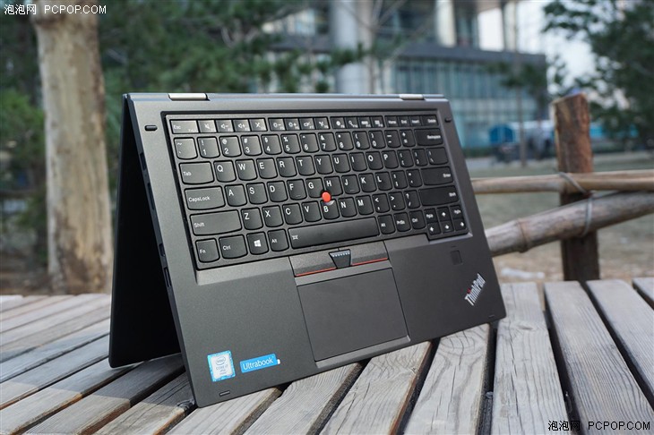 槽点满满的变形本 ThinkPad X1 Yoga评测 