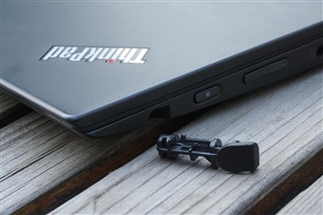 槽点满满的变形本 ThinkPad X1 Yoga评测