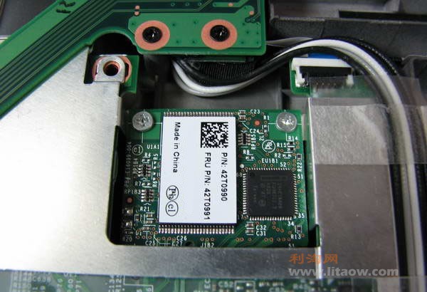 Thinkpad X200笔记本拆解
