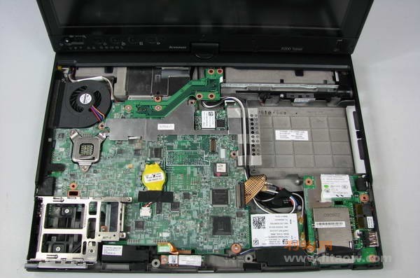 Thinkpad X200笔记本拆解