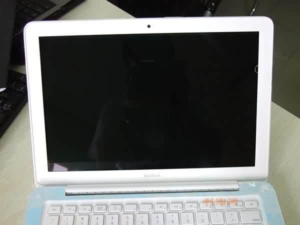 apple-macbook-6103.jpg