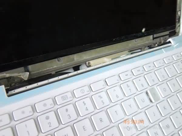 apple-macbook-6114.jpg