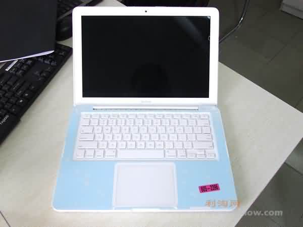apple-macbook-6101.jpg
