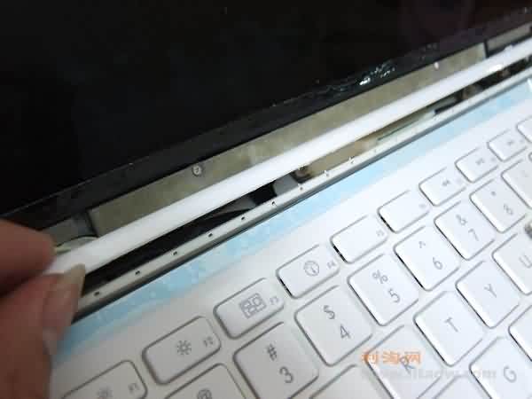 apple-macbook-6112.jpg