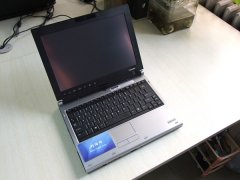 <b>[二手东芝M700]双核平台12寸旋转手写平板电脑带电磁笔！</b>