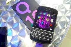 美国黑莓手机全新经典Q10QWERTY键盘在香港发布