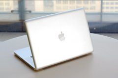 二手苹果macbook pro从第一款到最新款都为金属材质教你如何挑选