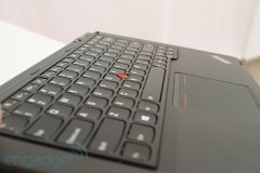 联想发布变型超极本电脑使用独特设计的键盘按键防错按！