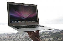 苹果的二手Macbook air机型屏幕背光与A面外